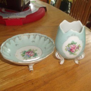 Parisienne 5106 bone china teacup saucer set egg shape footed red roses bouquet